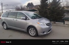 Toyota, Sienna