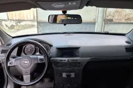 Opel, Astra