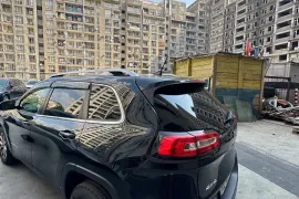 Jeep, Cherokee