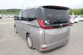 Toyota, Noah