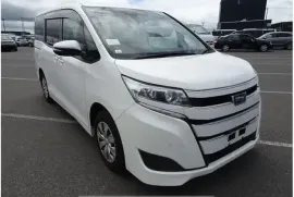 Toyota, Noah