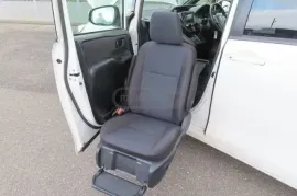 Toyota, Noah