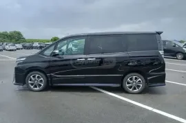 Toyota, Voxy