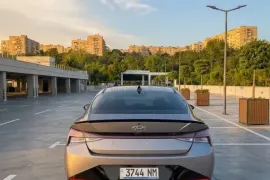 Hyundai, Elantra