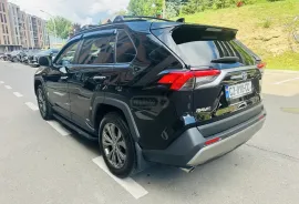 Toyota, RAV4