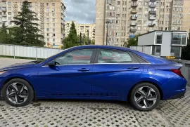 Hyundai, Elantra