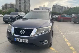 Nissan, Pathfinder