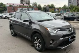 Toyota, RAV4