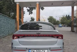 Kia, K5