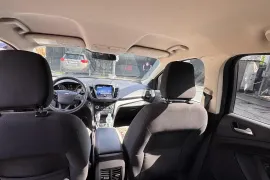 Ford, Escape