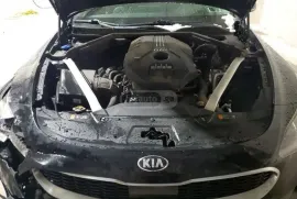 Kia, Stinger