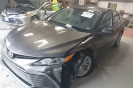 Toyota, Camry