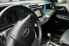 Toyota, RAV4