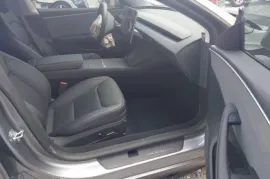 Tesla, Model 3