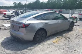 Tesla, Model 3