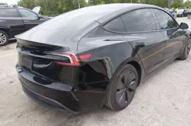 Tesla, Model 3