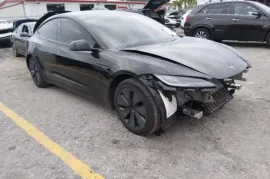 Tesla, Model 3