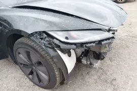 Tesla, Model 3