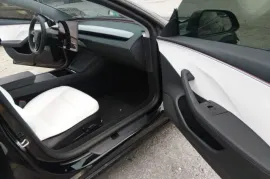 Tesla, Model 3