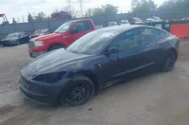 Tesla, Model 3