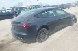 Tesla, Model 3