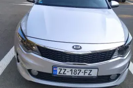 Kia, K5