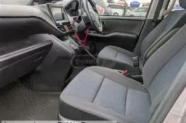 Toyota, Noah