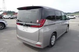 Toyota, Noah