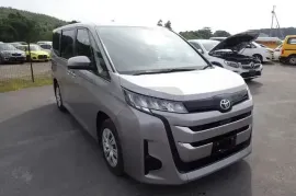 Toyota, Noah