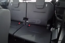 Toyota, Noah