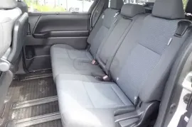 Toyota, Noah