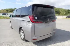Toyota, Noah