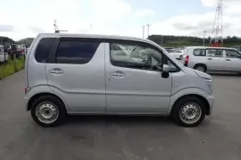 Suzuki , Wagon R+