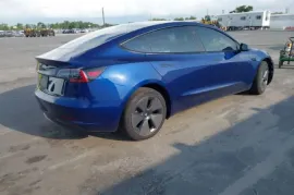 Tesla, Model 3