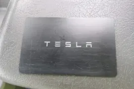 Tesla, Model 3