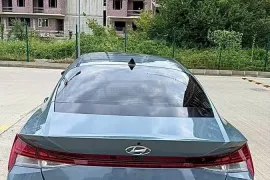 Hyundai, Elantra