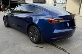 Tesla, Model 3