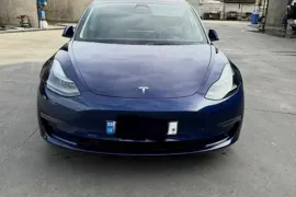 Tesla, Model 3