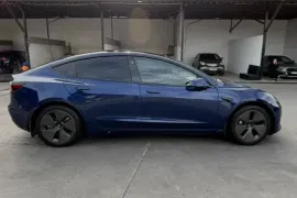 Tesla, Model 3