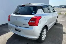 Suzuki , Swift