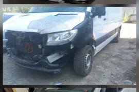 რობოტი, სათუნუქე სარობოტე მომსახურება ჟეშტიანჩიკი