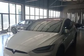 Tesla, Model X