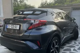 Toyota, C-HR