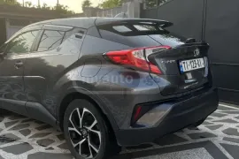 Toyota, C-HR