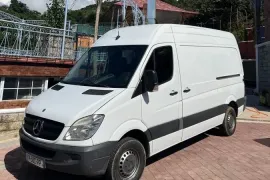 Mercedes-Benz, Sprinter