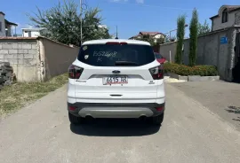 Ford, Escape