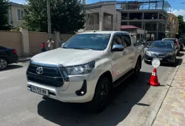 Toyota, Hilux