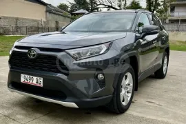 Toyota, RAV4