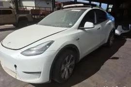 Tesla, Другое