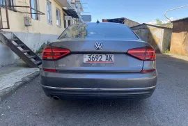 Volkswagen, Passat